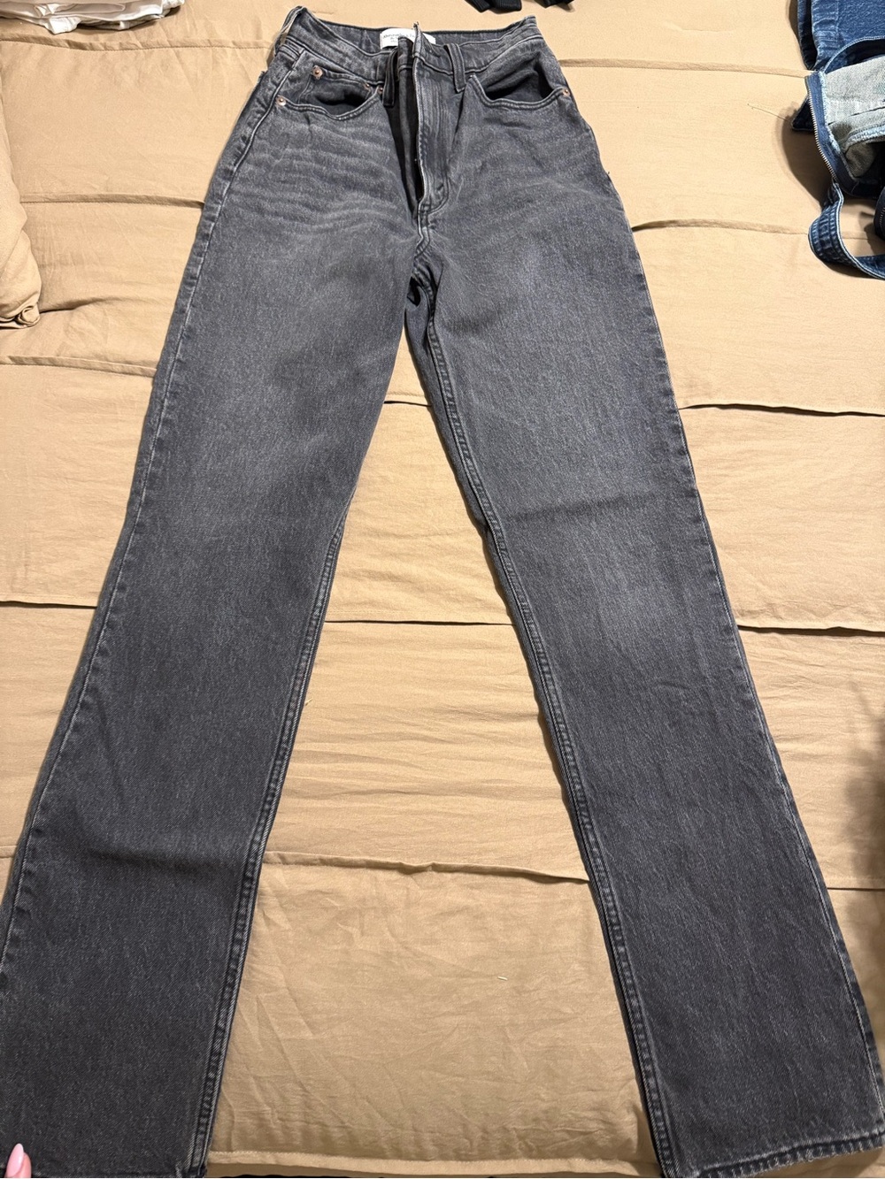 Abercrombie & Fitch Women's Straight Leg Jeans — Charcoal